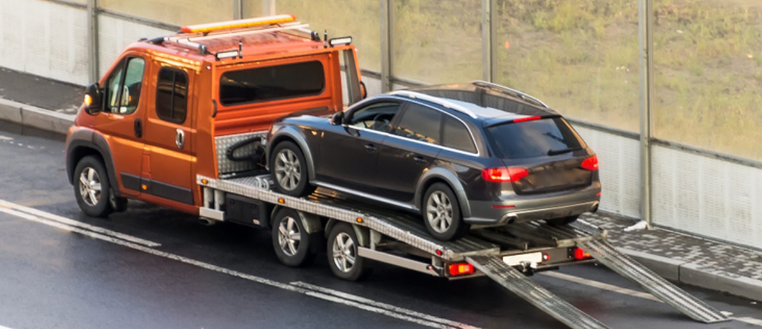 Car towing in Bedford