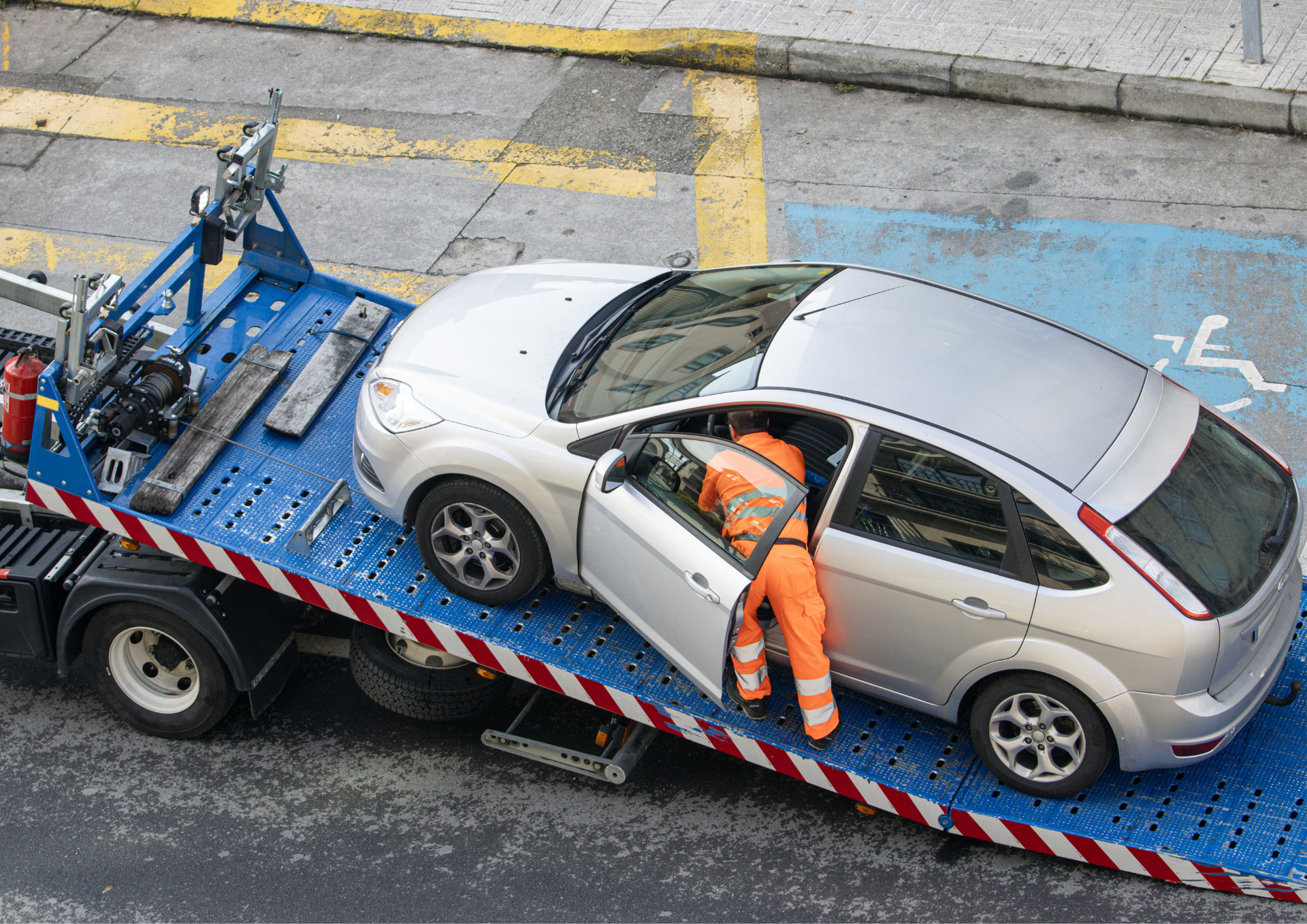 Car Recovery: Safety Tips for a Breakdown on the Motorway